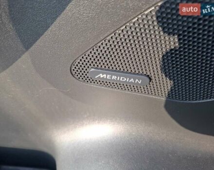 Білий Ягуар Ф-Пейс, об'ємом двигуна 2 л та пробігом 122 тис. км за 24400 $, фото 70 на Automoto.ua