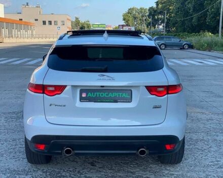 Белый Ягуар Ф-Пейс, объемом двигателя 0 л и пробегом 49 тыс. км за 22990 $, фото 6 на Automoto.ua