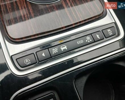 Белый Ягуар Ф-Пейс, объемом двигателя 2 л и пробегом 102 тыс. км за 24500 $, фото 36 на Automoto.ua