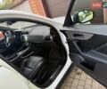 Белый Ягуар Ф-Пейс, объемом двигателя 3 л и пробегом 119 тыс. км за 28000 $, фото 11 на Automoto.ua