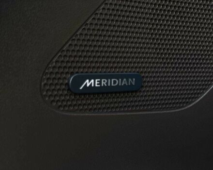 Белый Ягуар Ф-Пейс, объемом двигателя 0 л и пробегом 49 тыс. км за 22990 $, фото 22 на Automoto.ua