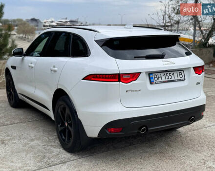 Білий Ягуар Ф-Пейс, об'ємом двигуна 2 л та пробігом 100 тис. км за 25700 $, фото 29 на Automoto.ua