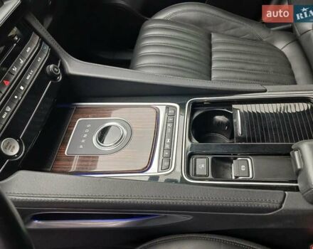 Белый Ягуар Ф-Пейс, объемом двигателя 2 л и пробегом 102 тыс. км за 24500 $, фото 18 на Automoto.ua