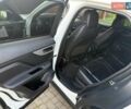 Белый Ягуар Ф-Пейс, объемом двигателя 3 л и пробегом 119 тыс. км за 28000 $, фото 8 на Automoto.ua