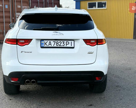 Білий Ягуар Ф-Пейс, об'ємом двигуна 2 л та пробігом 164 тис. км за 23500 $, фото 15 на Automoto.ua