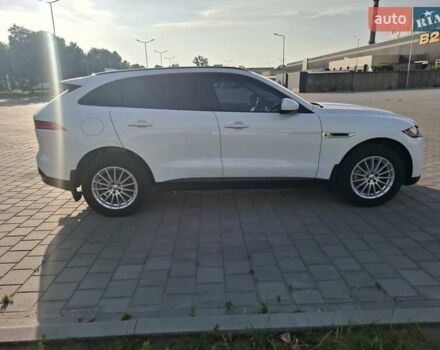 Білий Ягуар Ф-Пейс, об'ємом двигуна 2 л та пробігом 122 тис. км за 24400 $, фото 8 на Automoto.ua