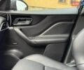 Белый Ягуар Ф-Пейс, объемом двигателя 2 л и пробегом 122 тыс. км за 22500 $, фото 17 на Automoto.ua
