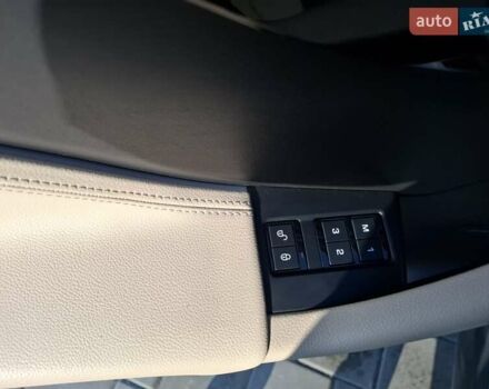 Білий Ягуар Ф-Пейс, об'ємом двигуна 2 л та пробігом 122 тис. км за 24400 $, фото 12 на Automoto.ua