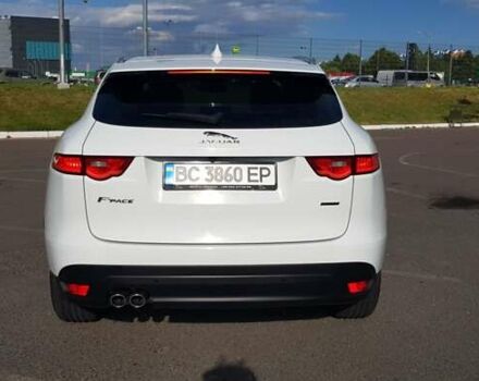 Білий Ягуар Ф-Пейс, об'ємом двигуна 2 л та пробігом 162 тис. км за 27000 $, фото 5 на Automoto.ua
