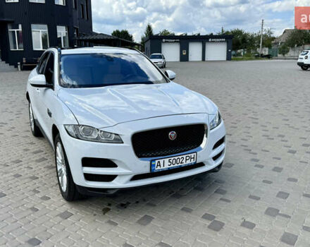 Белый Ягуар Ф-Пейс, объемом двигателя 2 л и пробегом 128 тыс. км за 23700 $, фото 6 на Automoto.ua