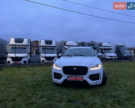 Белый Ягуар Ф-Пейс, объемом двигателя 3 л и пробегом 160 тыс. км за 25500 $, фото 59 на Automoto.ua