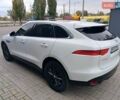 Белый Ягуар Ф-Пейс, объемом двигателя 2 л и пробегом 102 тыс. км за 24500 $, фото 13 на Automoto.ua