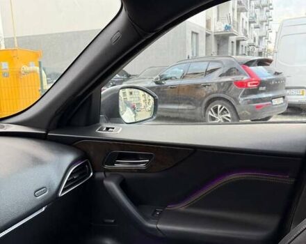 Белый Ягуар Ф-Пейс, объемом двигателя 2 л и пробегом 96 тыс. км за 38000 $, фото 23 на Automoto.ua