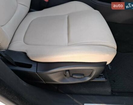 Білий Ягуар Ф-Пейс, об'ємом двигуна 2 л та пробігом 122 тис. км за 24400 $, фото 21 на Automoto.ua