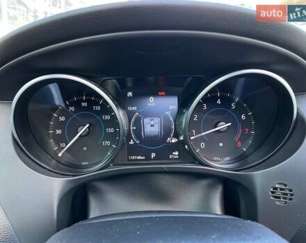 Белый Ягуар Ф-Пейс, объемом двигателя 2 л и пробегом 120 тыс. км за 22900 $, фото 13 на Automoto.ua