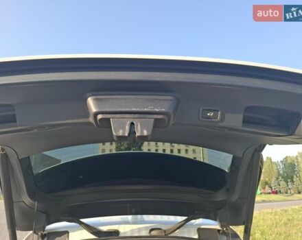 Білий Ягуар Ф-Пейс, об'ємом двигуна 2 л та пробігом 122 тис. км за 24400 $, фото 65 на Automoto.ua