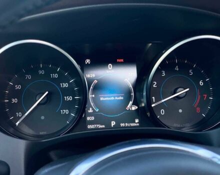 Белый Ягуар Ф-Пейс, объемом двигателя 0 л и пробегом 49 тыс. км за 22990 $, фото 16 на Automoto.ua