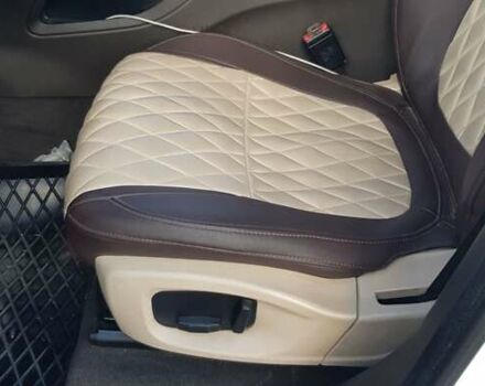 Білий Ягуар Ф-Пейс, об'ємом двигуна 2 л та пробігом 162 тис. км за 27000 $, фото 1 на Automoto.ua