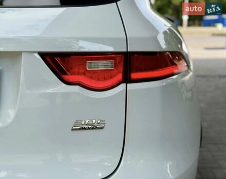 Ягуар Ф-Пейс 2018 у Дніпро (Дніпропетровську) на Automoto.ua Білий Ягуар Ф-Пейс, об'ємом двигуна 2 л та пробігом 140 тис. км за 21500 $, фото 7 на Automoto.ua