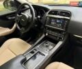 Білий Ягуар Ф-Пейс, об'ємом двигуна 2 л та пробігом 140 тис. км за 21900 $, фото 34 на Automoto.ua