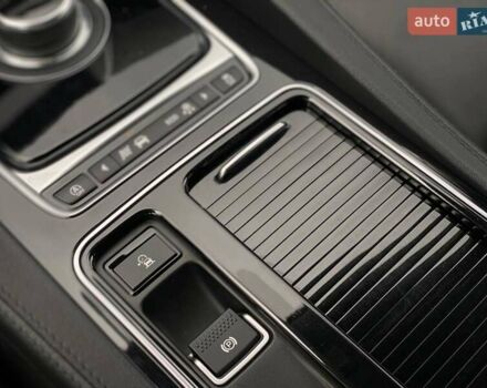 Ягуар Ф-Пейс 2018 у Києві на Automoto.ua Білий Ягуар Ф-Пейс, об'ємом двигуна 2 л та пробігом 121 тис. км за 23990 $, фото 32 на Automoto.ua