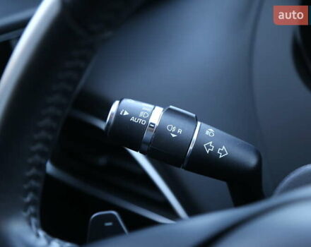 Белый Ягуар Ф-Пейс, объемом двигателя 2 л и пробегом 40 тыс. км за 29500 $, фото 27 на Automoto.ua