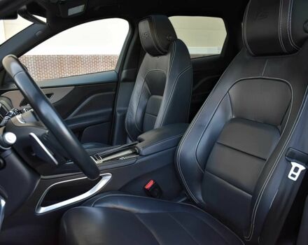 Белый Ягуар Ф-Пейс, объемом двигателя 3 л и пробегом 50 тыс. км за 10000 $, фото 8 на Automoto.ua