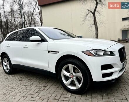 Белый Ягуар Ф-Пейс, объемом двигателя 3 л и пробегом 140 тыс. км за 21500 $, фото 8 на Automoto.ua