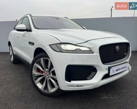 Білий Ягуар Ф-Пейс, об'ємом двигуна 3 л та пробігом 18 тис. км за 23990 $, фото 1 на Automoto.ua