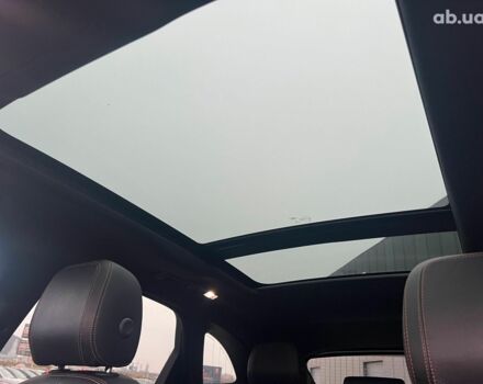 Белый Ягуар Ф-Пейс, объемом двигателя 2 л и пробегом 129 тыс. км за 25590 $, фото 24 на Automoto.ua