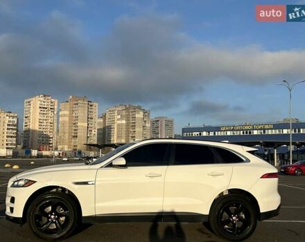 Білий Ягуар Ф-Пейс, об'ємом двигуна 2 л та пробігом 78 тис. км за 34200 $, фото 1 на Automoto.ua