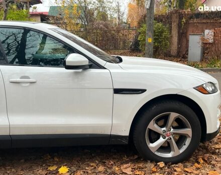 Белый Ягуар Ф-Пейс, объемом двигателя 2 л и пробегом 80 тыс. км за 25990 $, фото 14 на Automoto.ua