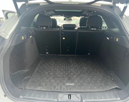 Белый Ягуар Ф-Пейс, объемом двигателя 2 л и пробегом 129 тыс. км за 25590 $, фото 35 на Automoto.ua