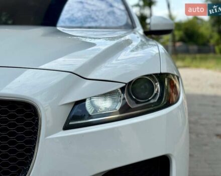 Ягуар Ф-Пейс 2018 у Дніпро (Дніпропетровську) на Automoto.ua Білий Ягуар Ф-Пейс, об'ємом двигуна 2 л та пробігом 140 тис. км за 21500 $, фото 10 на Automoto.ua