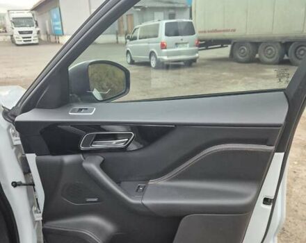 Белый Ягуар Ф-Пейс, объемом двигателя 2 л и пробегом 129 тыс. км за 25400 $, фото 20 на Automoto.ua