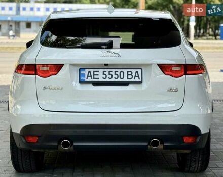 Ягуар Ф-Пейс 2018 у Дніпро (Дніпропетровську) на Automoto.ua Білий Ягуар Ф-Пейс, об'ємом двигуна 2 л та пробігом 140 тис. км за 21500 $, фото 4 на Automoto.ua