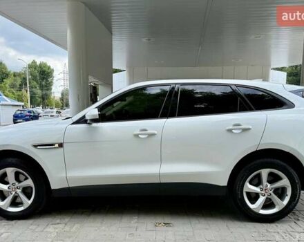 Білий Ягуар Ф-Пейс, об'ємом двигуна 2 л та пробігом 140 тис. км за 21900 $, фото 17 на Automoto.ua