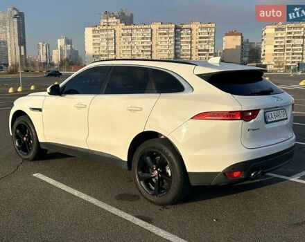 Білий Ягуар Ф-Пейс, об'ємом двигуна 2 л та пробігом 78 тис. км за 34200 $, фото 2 на Automoto.ua