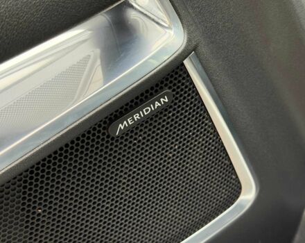 Белый Ягуар Ф-Пейс, объемом двигателя 2 л и пробегом 120 тыс. км за 25500 $, фото 14 на Automoto.ua