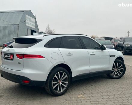Белый Ягуар Ф-Пейс, объемом двигателя 2 л и пробегом 129 тыс. км за 25590 $, фото 11 на Automoto.ua