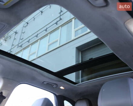 Белый Ягуар Ф-Пейс, объемом двигателя 2 л и пробегом 40 тыс. км за 29500 $, фото 12 на Automoto.ua