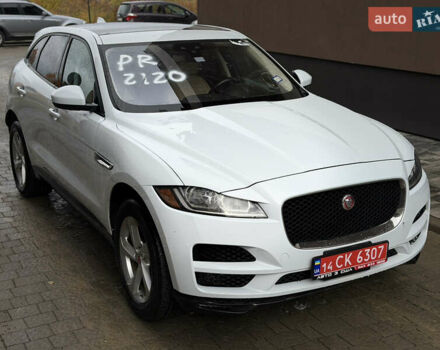 Білий Ягуар Ф-Пейс, об'ємом двигуна 2 л та пробігом 163 тис. км за 14000 $, фото 1 на Automoto.ua