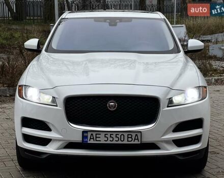 Белый Ягуар Ф-Пейс, объемом двигателя 3 л и пробегом 140 тыс. км за 21500 $, фото 12 на Automoto.ua