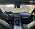 Білий Ягуар Ф-Пейс, об'ємом двигуна 2 л та пробігом 78 тис. км за 34200 $, фото 12 на Automoto.ua