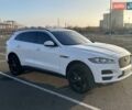 Білий Ягуар Ф-Пейс, об'ємом двигуна 2 л та пробігом 78 тис. км за 34200 $, фото 6 на Automoto.ua