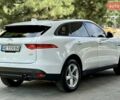 Білий Ягуар Ф-Пейс, об'ємом двигуна 2 л та пробігом 140 тис. км за 21900 $, фото 3 на Automoto.ua