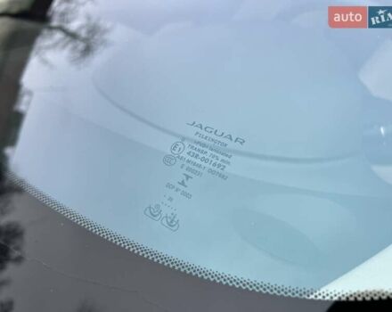 Белый Ягуар Ф-Пейс, объемом двигателя 3 л и пробегом 140 тыс. км за 21500 $, фото 49 на Automoto.ua
