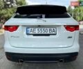 Білий Ягуар Ф-Пейс, об'ємом двигуна 2 л та пробігом 140 тис. км за 21900 $, фото 14 на Automoto.ua