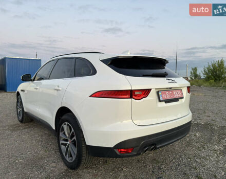 Білий Ягуар Ф-Пейс, об'ємом двигуна 2 л та пробігом 109 тис. км за 24999 $, фото 12 на Automoto.ua