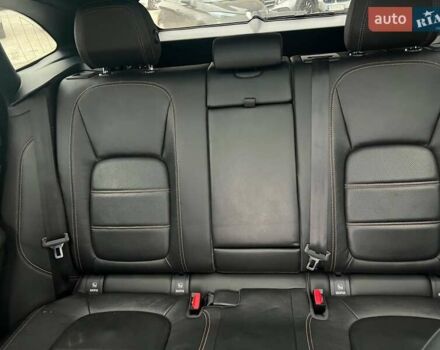 Белый Ягуар Ф-Пейс, объемом двигателя 2 л и пробегом 129 тыс. км за 25590 $, фото 23 на Automoto.ua